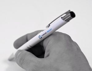 reklámajándék toll egyedi feliratos toll logózott toll egyedi ajándék toll toll nyomtatás reklámtoll rendelés reklámtoll gravírozásfém reklámtoll